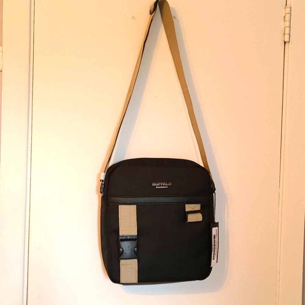 Crossbody bag